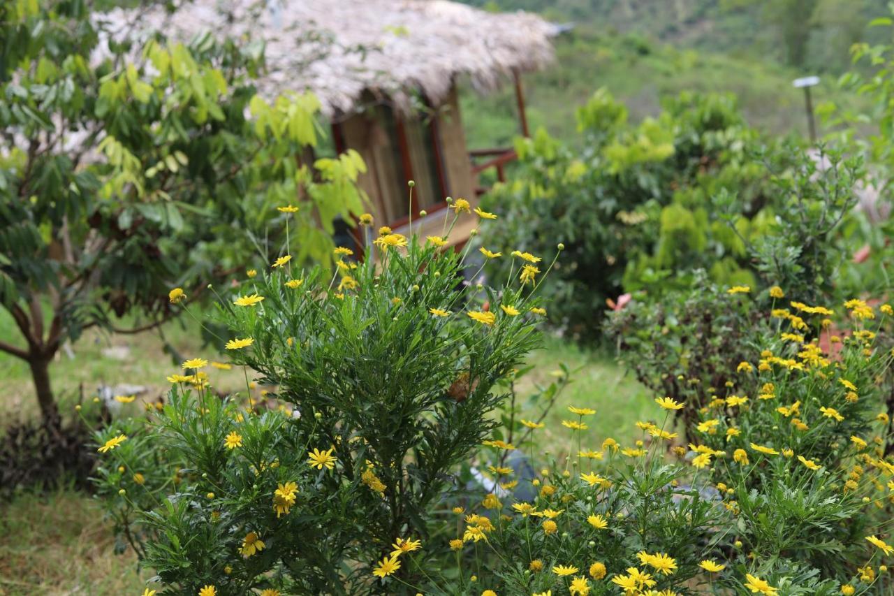Ferienwohnung Moc Chau Peachy Garden Exterior foto